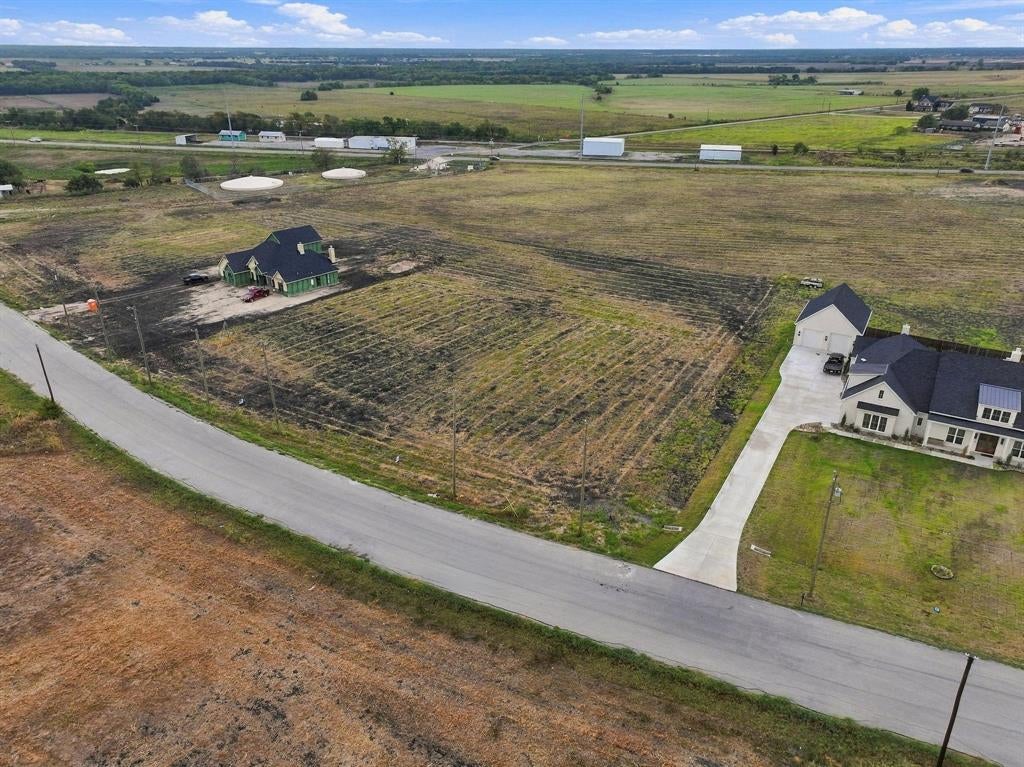1951 County Road 2162