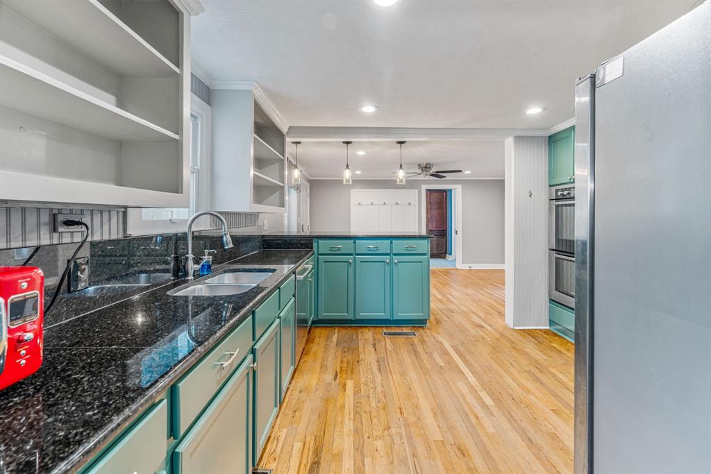 1101 Plum Street