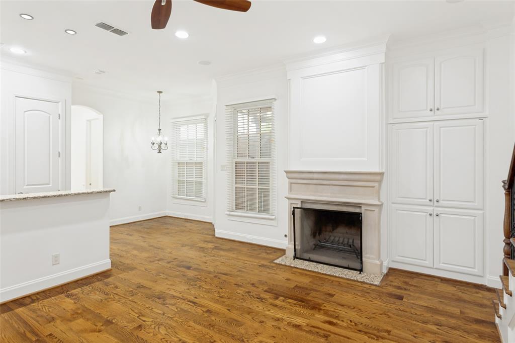 Chamberlain Arlington Heights - Residential