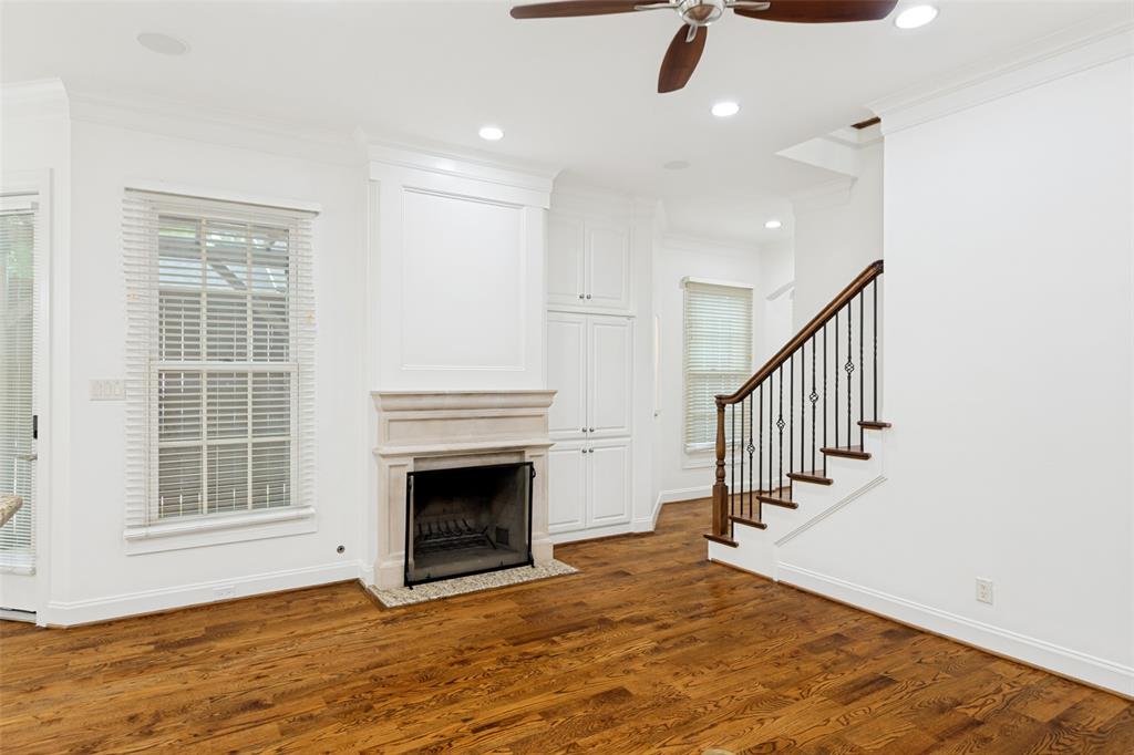 Chamberlain Arlington Heights - Residential