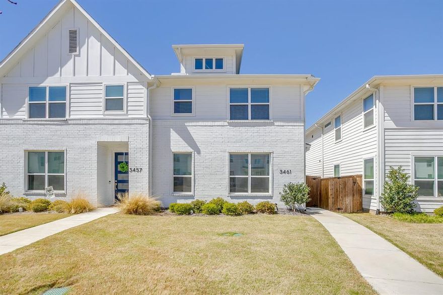 Welcome to effortless living in the gated Overlook community of Northwest Fort Worth, where modern design meets low-maintenance convenience. Built in 2023 by Village Homes, this beautifully maintained townhome offers a lock-and-leave lifestyle without sacrificing space or style.
Step inside to a light-filled, open-concept layout with tall ceilings and expansive windows that make the main living area feel both bright and inviting. The kitchen is equal parts functional and eye-catching, featuring quartz countertops, a sleek subway tile backsplash, crisp cabinetry, stainless steel appliances, a gas range, and a good sized pantry. Whether you're hosting friends or enjoying a quiet night in, this space was designed to do both with ease. Upstairs, a flexible loft creates the perfect bonus space for a second living area, office, or playroom. The primary suite is tucked away for privacy and feels like a true retreat, complete with a spacious walk-in shower, dual vanities, and a large walk-in closet. Two additional guest bedrooms and 2 full guest baths provide room for guests or family, while the upstairs laundry room adds convenience right where you need it.
Ideally positioned with quick access to Downtown Fort Worth, 820, and 199, and just minutes from Alliance, Lockheed Martin, NAS JRB, and nearby lakes, this home offers the perfect blend of accessibility and lifestyle.