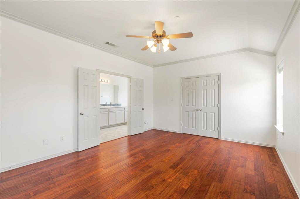 Chateaux Of Allen Twnhms The - Residential