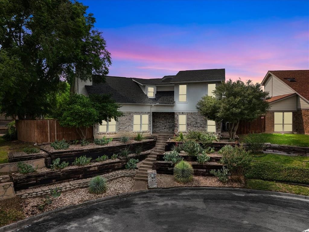 Sutton Place - Residential