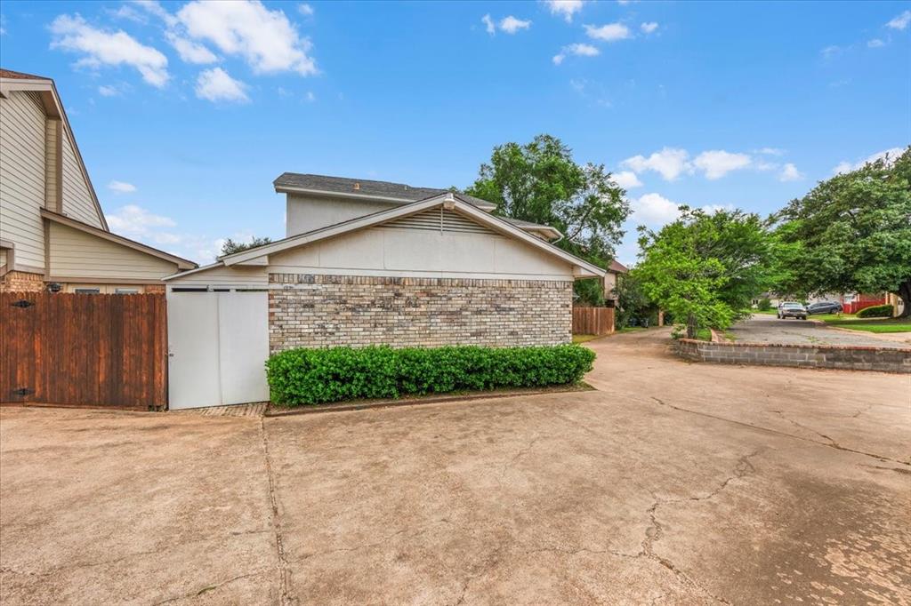 Sutton Place - Residential