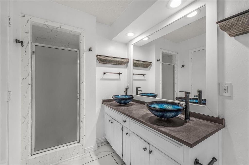 Sutton Place - Residential