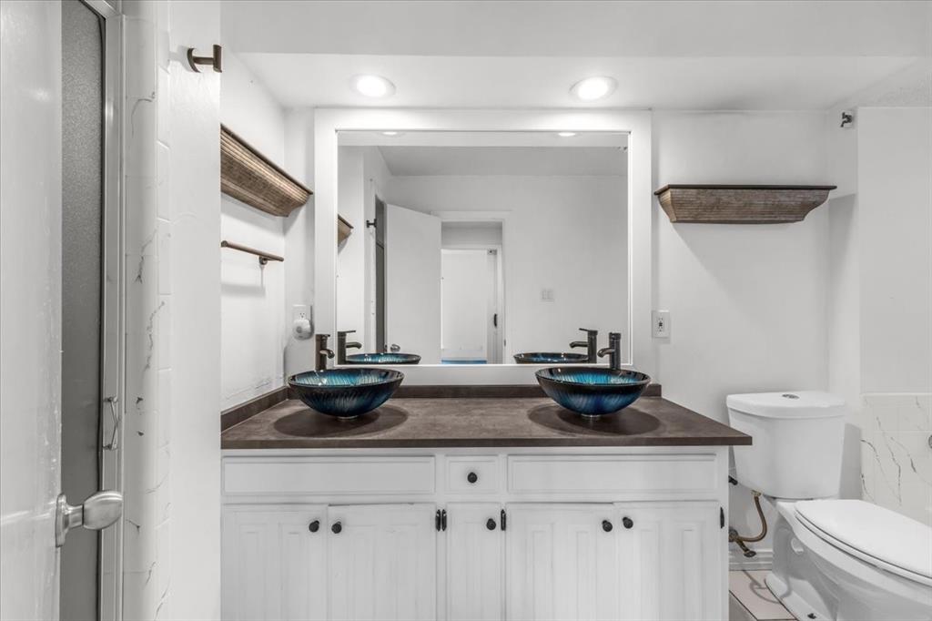 Sutton Place - Residential