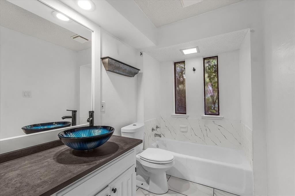 Sutton Place - Residential