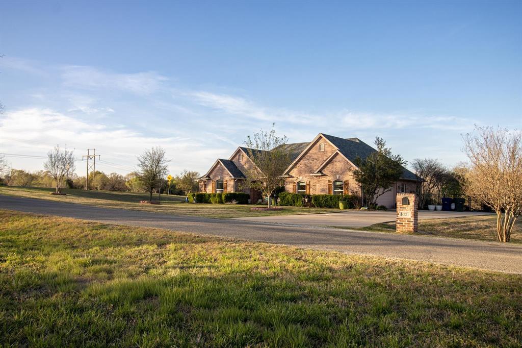 5221 Playa Drive