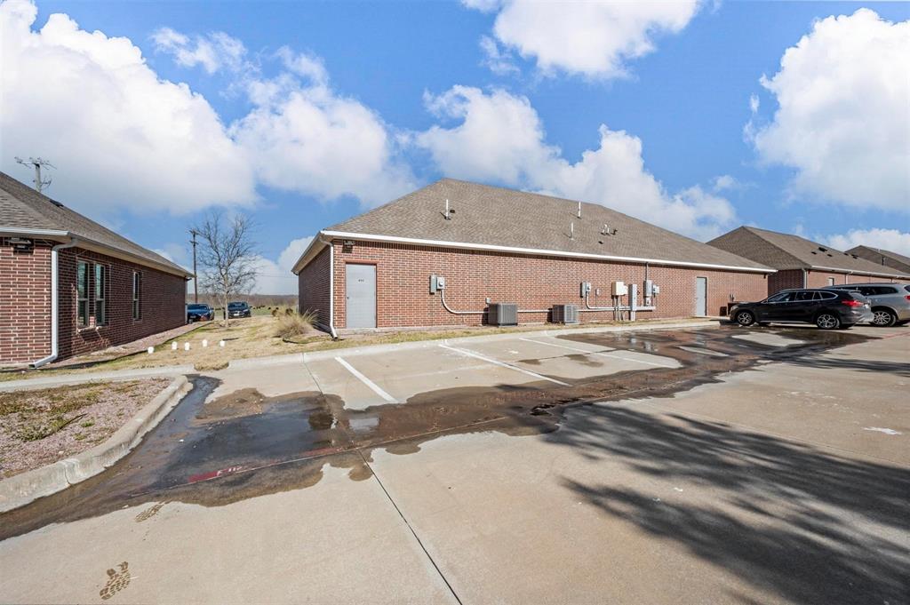 Liberty Grove Office Complex Bld - Commercial Lease