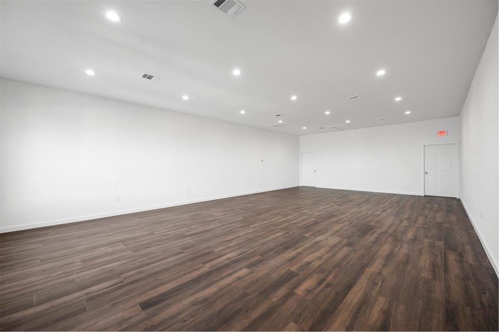 Liberty Grove Office Complex Bld - Commercial Lease