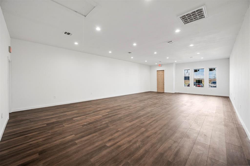 Liberty Grove Office Complex Bld - Commercial Lease