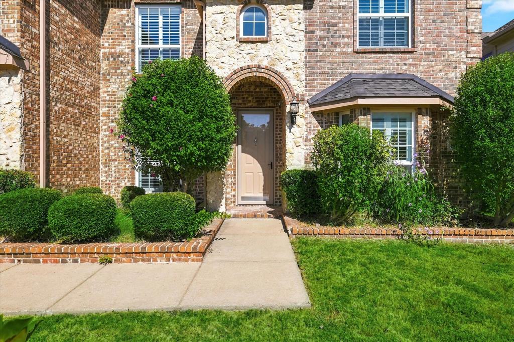 809 Meadowside Court