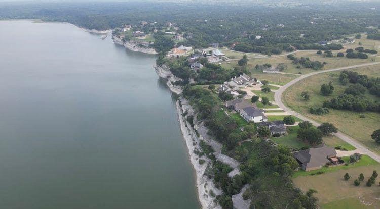 White Bluff #10 - Residential