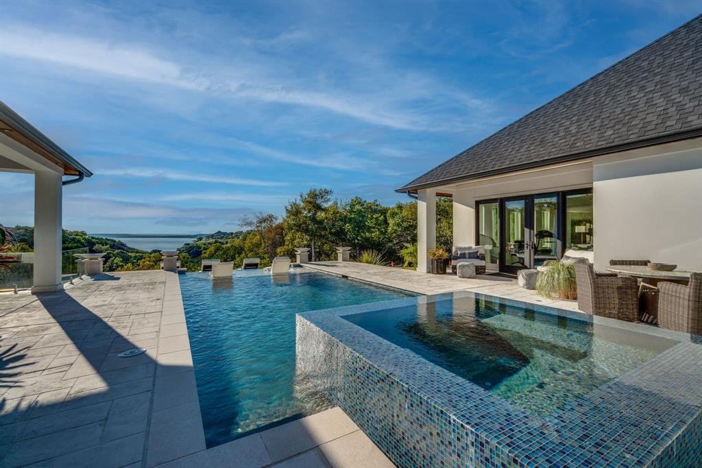 White Bluff #10 - Residential