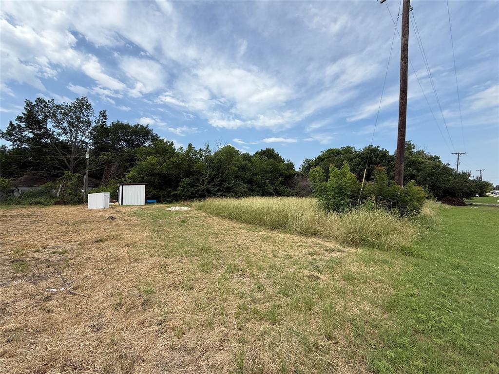 4724 N University Drive