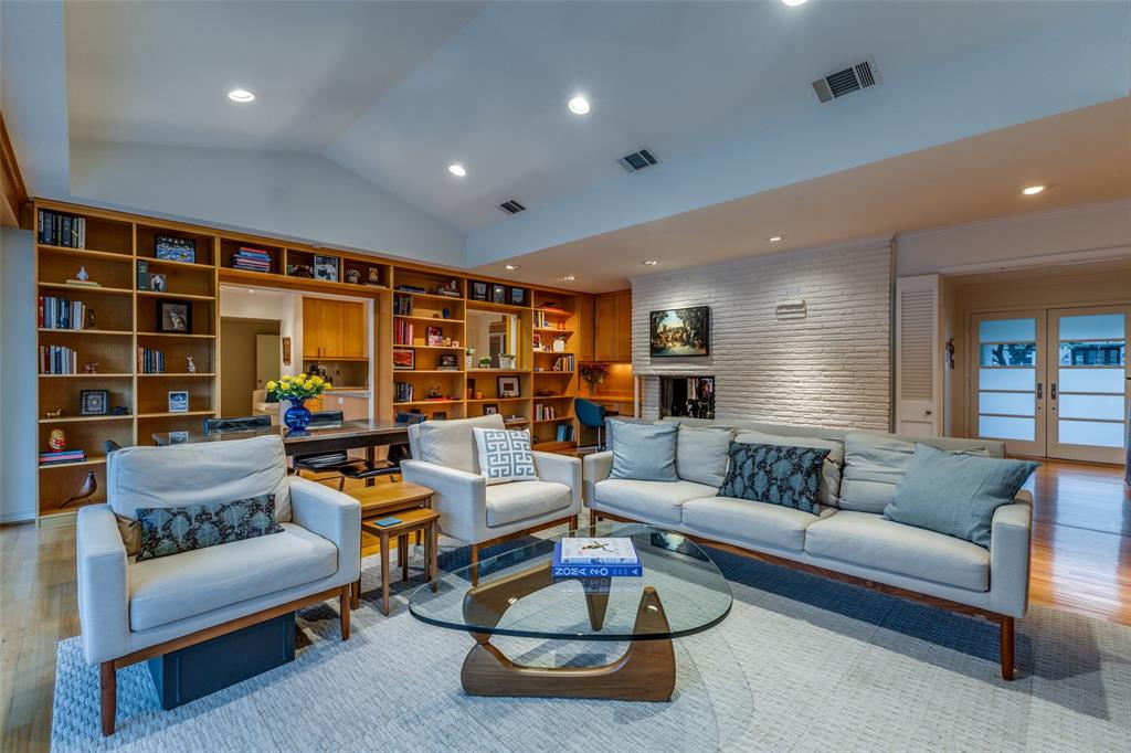 Hockaday Square - Residential