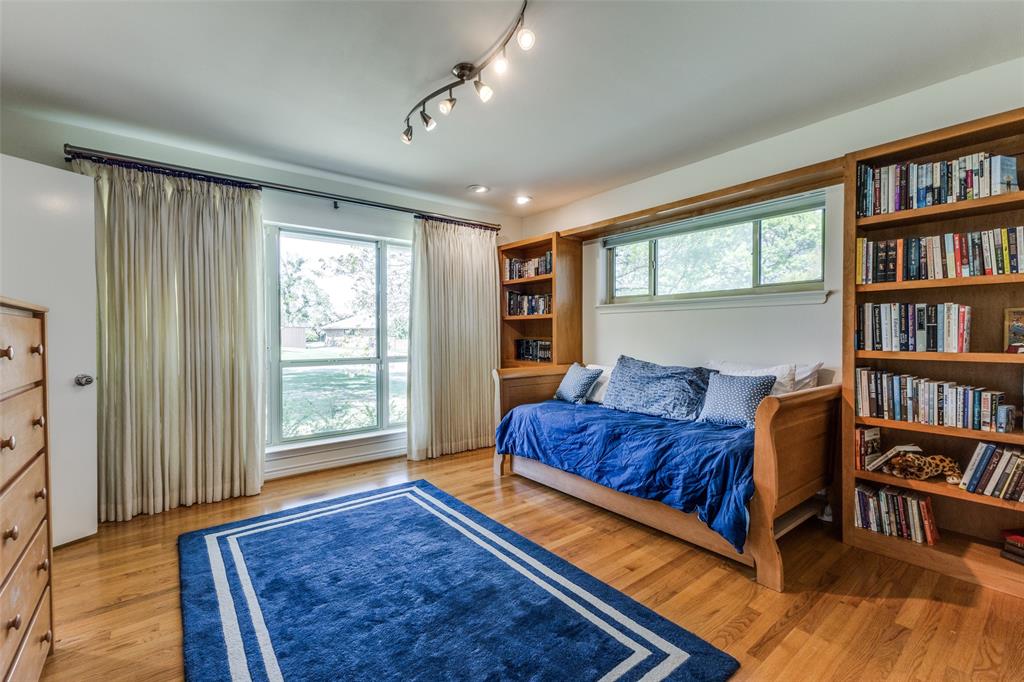 Hockaday Square - Residential