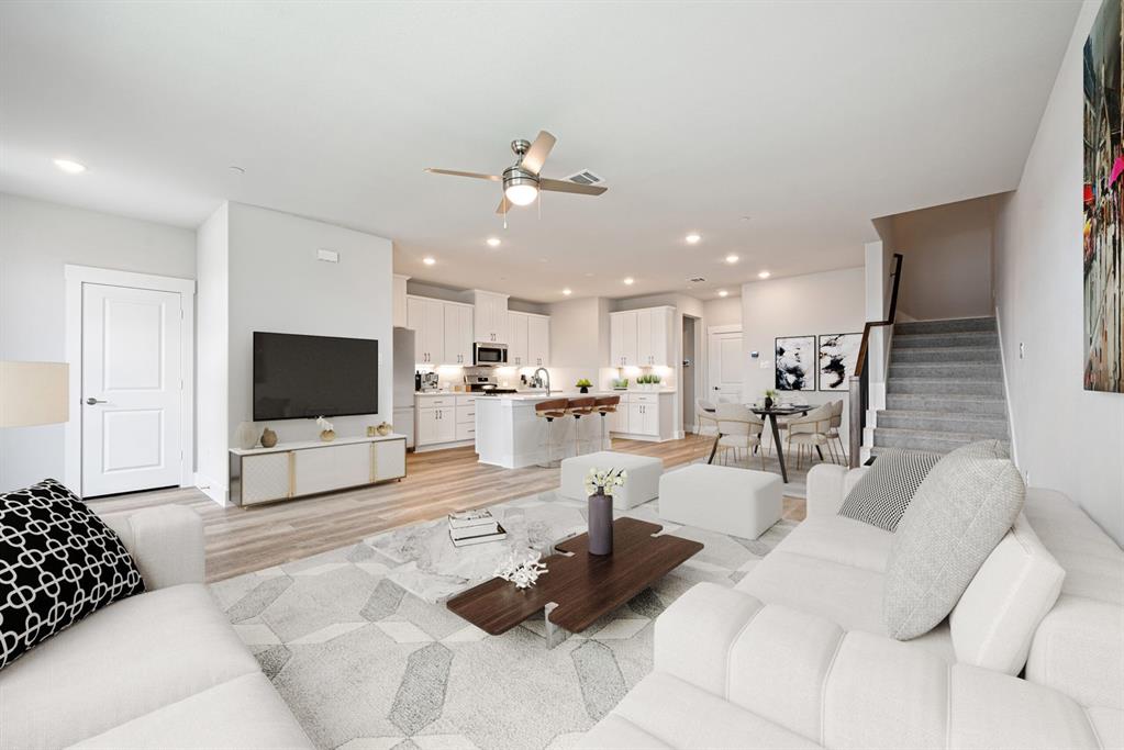 3841 Lamplights Drive