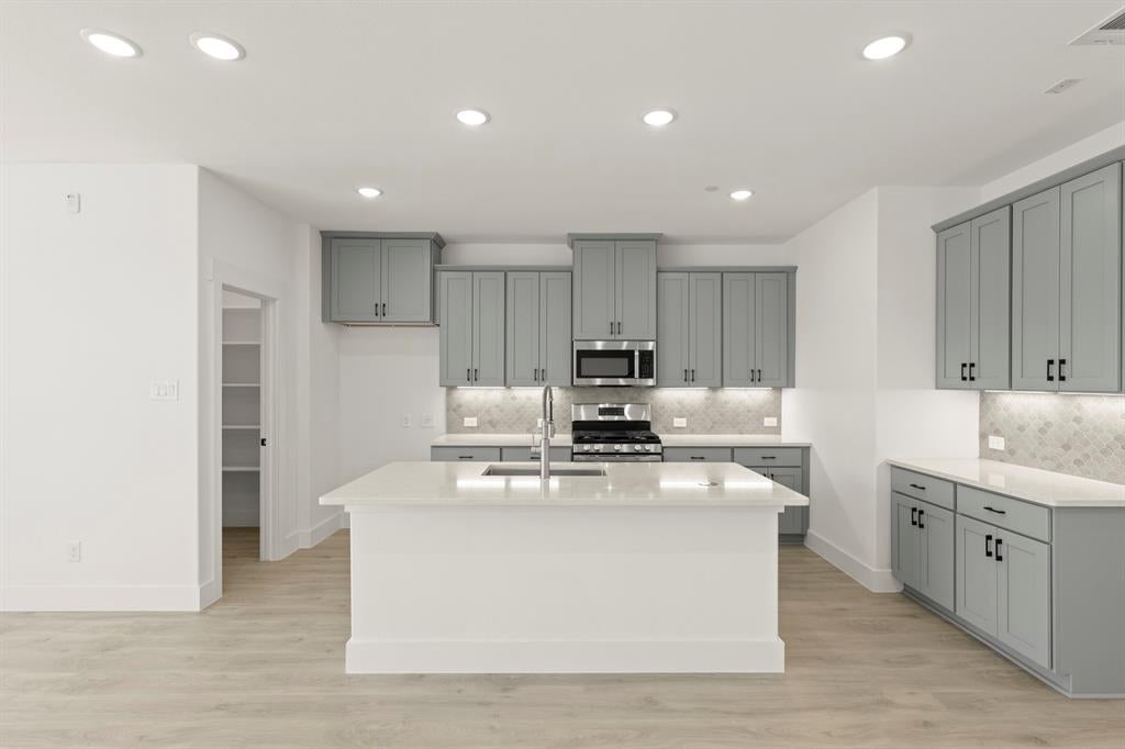 3841 Willow Bough Drive