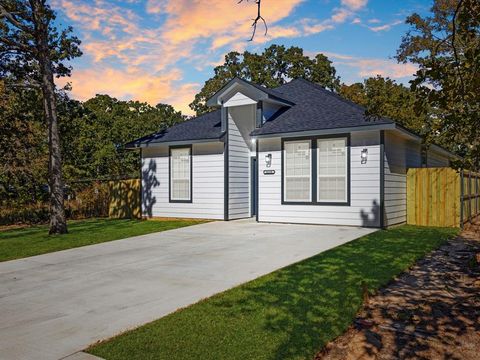 6110 Tejas Drive Mabank TX 75156