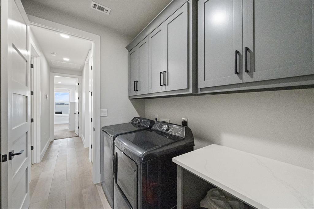 Diamond Point - Residential