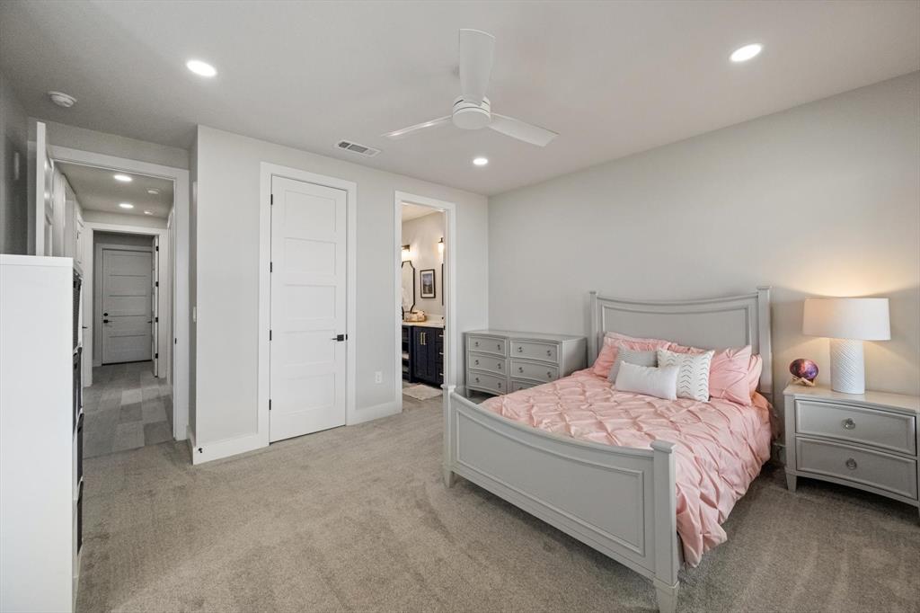 Diamond Point - Residential