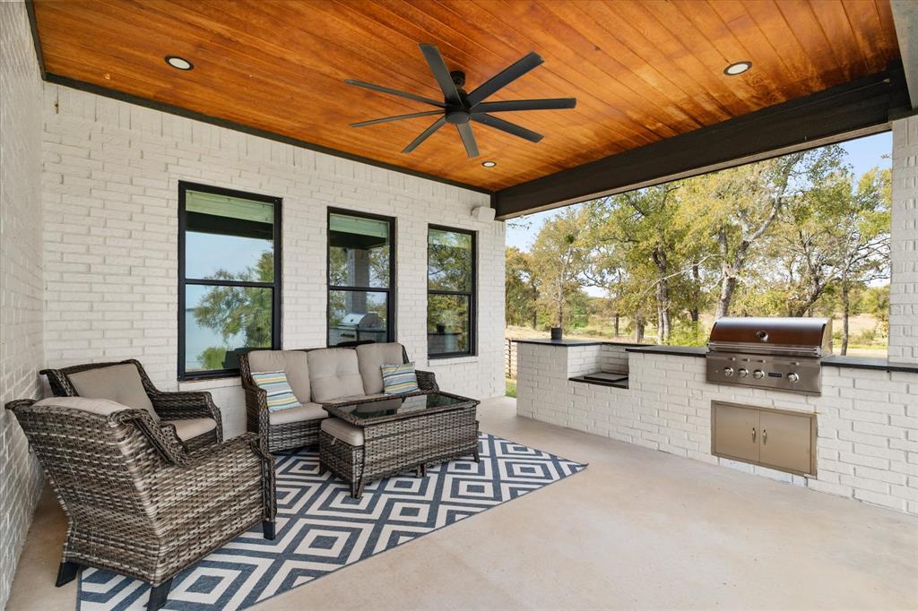 Diamond Point - Residential