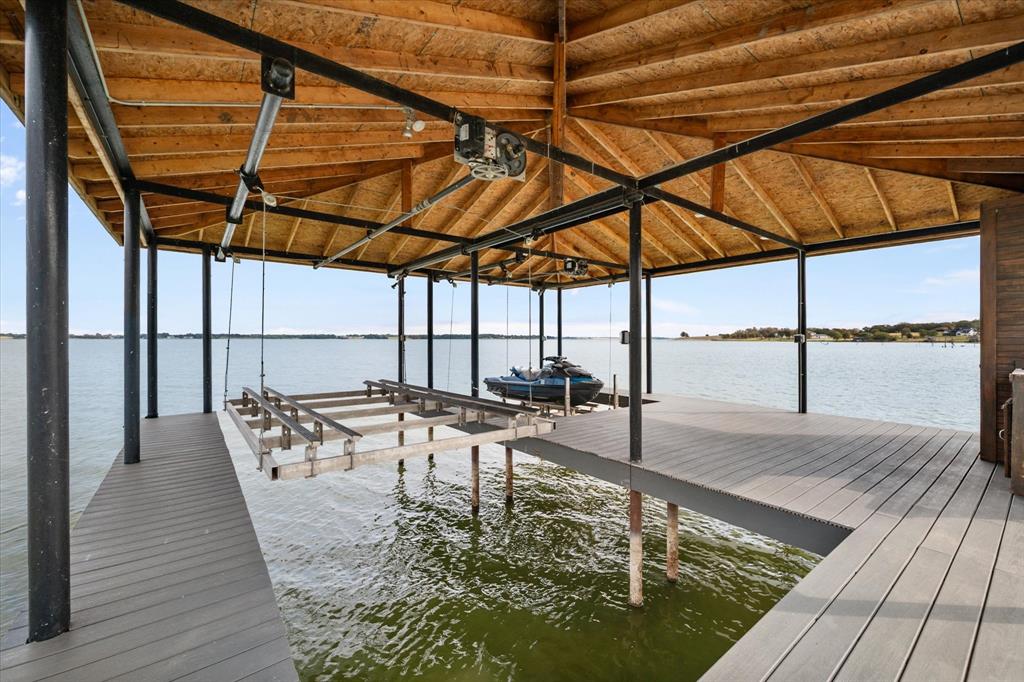 Diamond Point - Residential