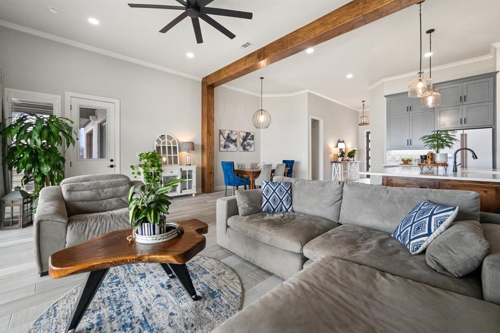 Diamond Point - Residential