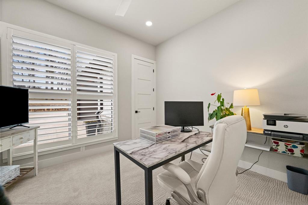 Diamond Point - Residential