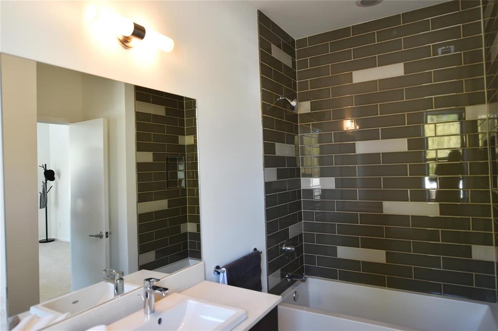 Ross Ave - Residential Lease