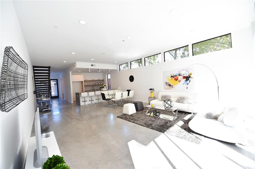 Ross Ave - Residential Lease