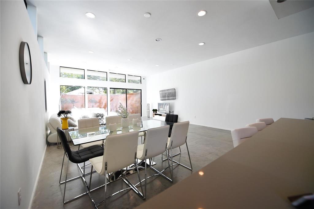 Ross Ave - Residential Lease