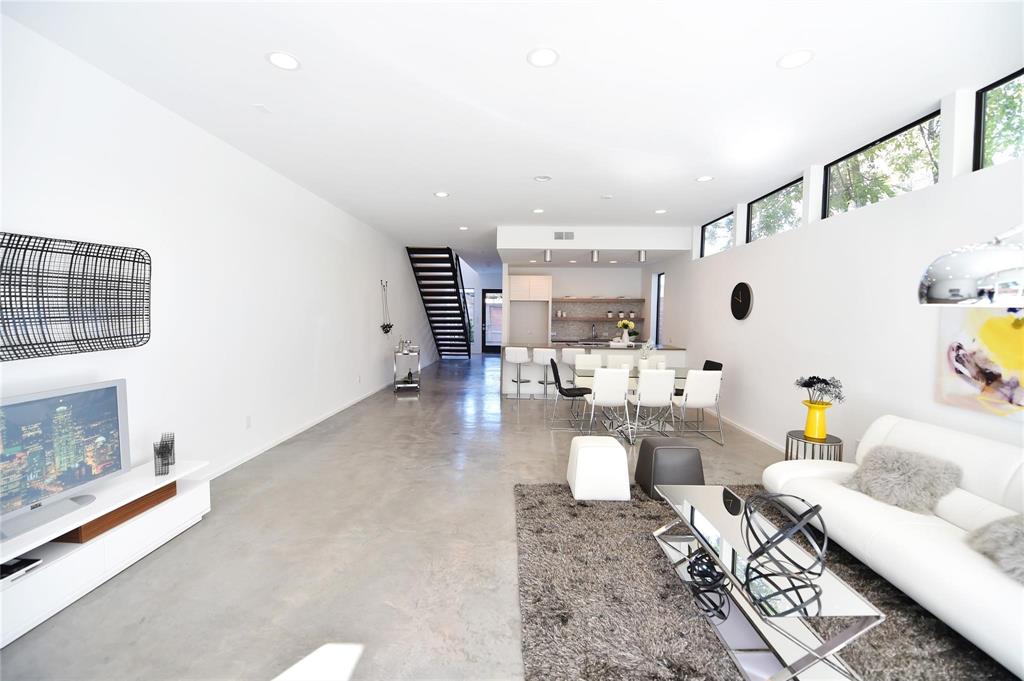 Ross Ave - Residential Lease