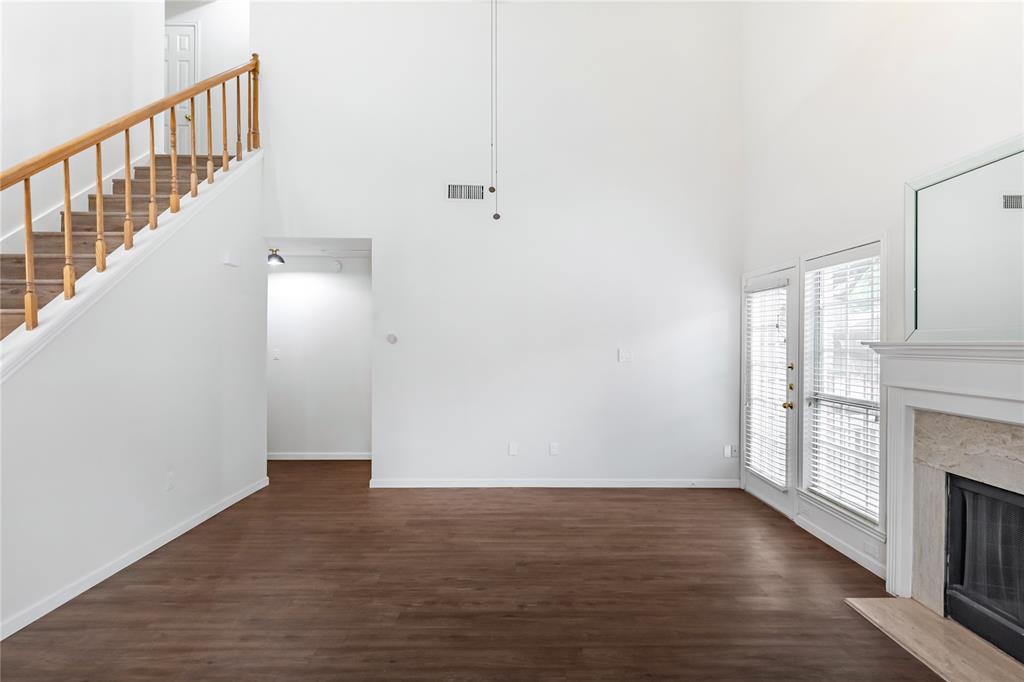 Williamsburg Condo Ph 01 - Residential