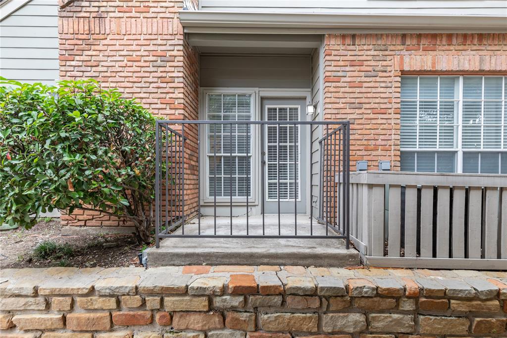 Williamsburg Condo Ph 01 - Residential