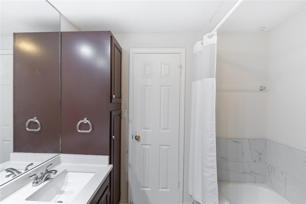 Williamsburg Condo Ph 01 - Residential