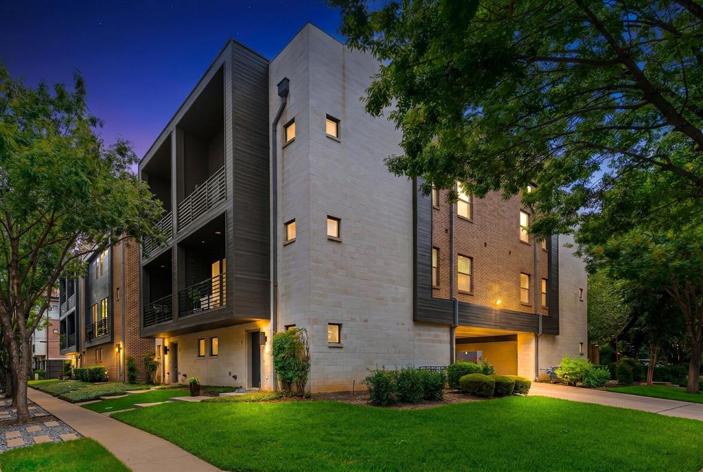 3930 Bowser Avenue 12