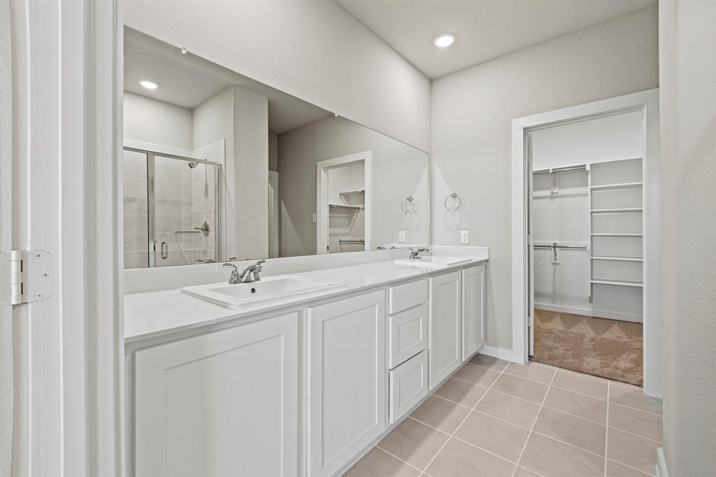 SOUTHRIDGE - Residential