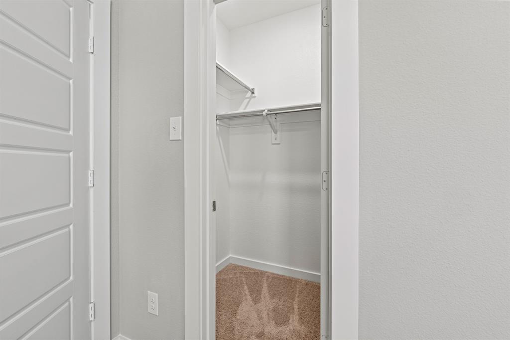 SOUTHRIDGE - Residential