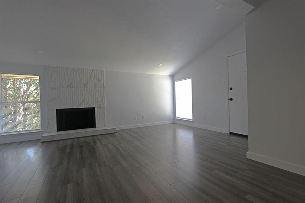 Las Colonitas Condo - Residential