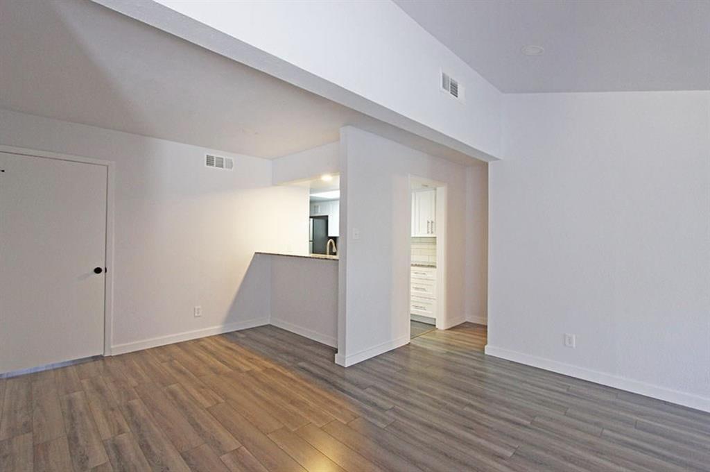 Las Colonitas Condo - Residential