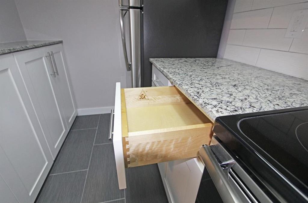 Las Colonitas Condo - Residential