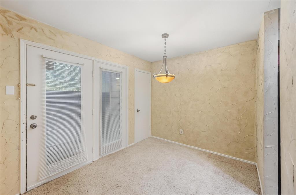 Arlington Oaks Condo - Residential Lease