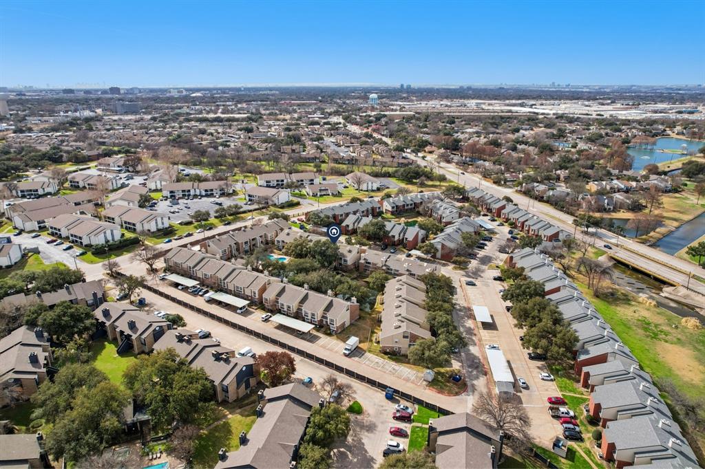 Lakeshore Condo - Residential