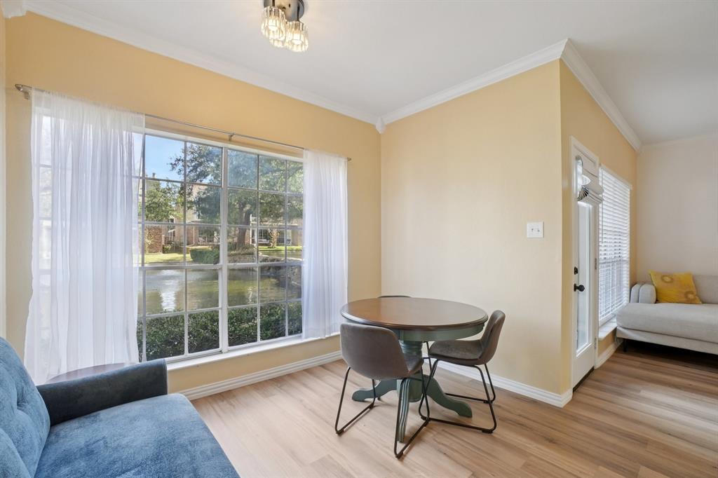 Lakeshore Condo - Residential