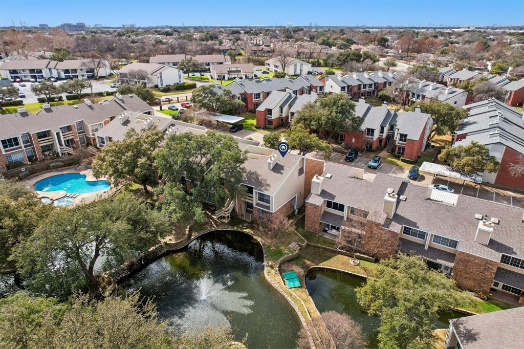 Lakeshore Condo - Residential