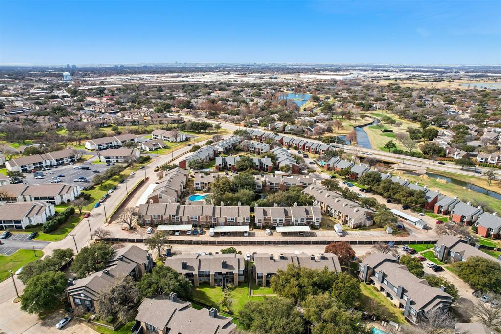 Lakeshore Condo - Residential