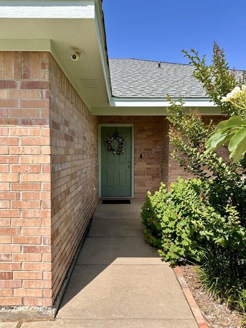 A home in Cleburne