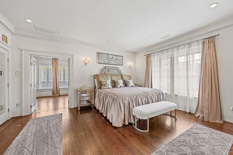 Tiny photo for 5617 Swiss Avenue, Dallas, TX 75214 (MLS # 21062427)